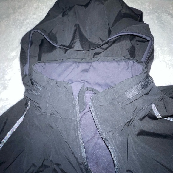 Men’s Lululemon windbreaker jacket never worn size XL - Picture 8 of 11